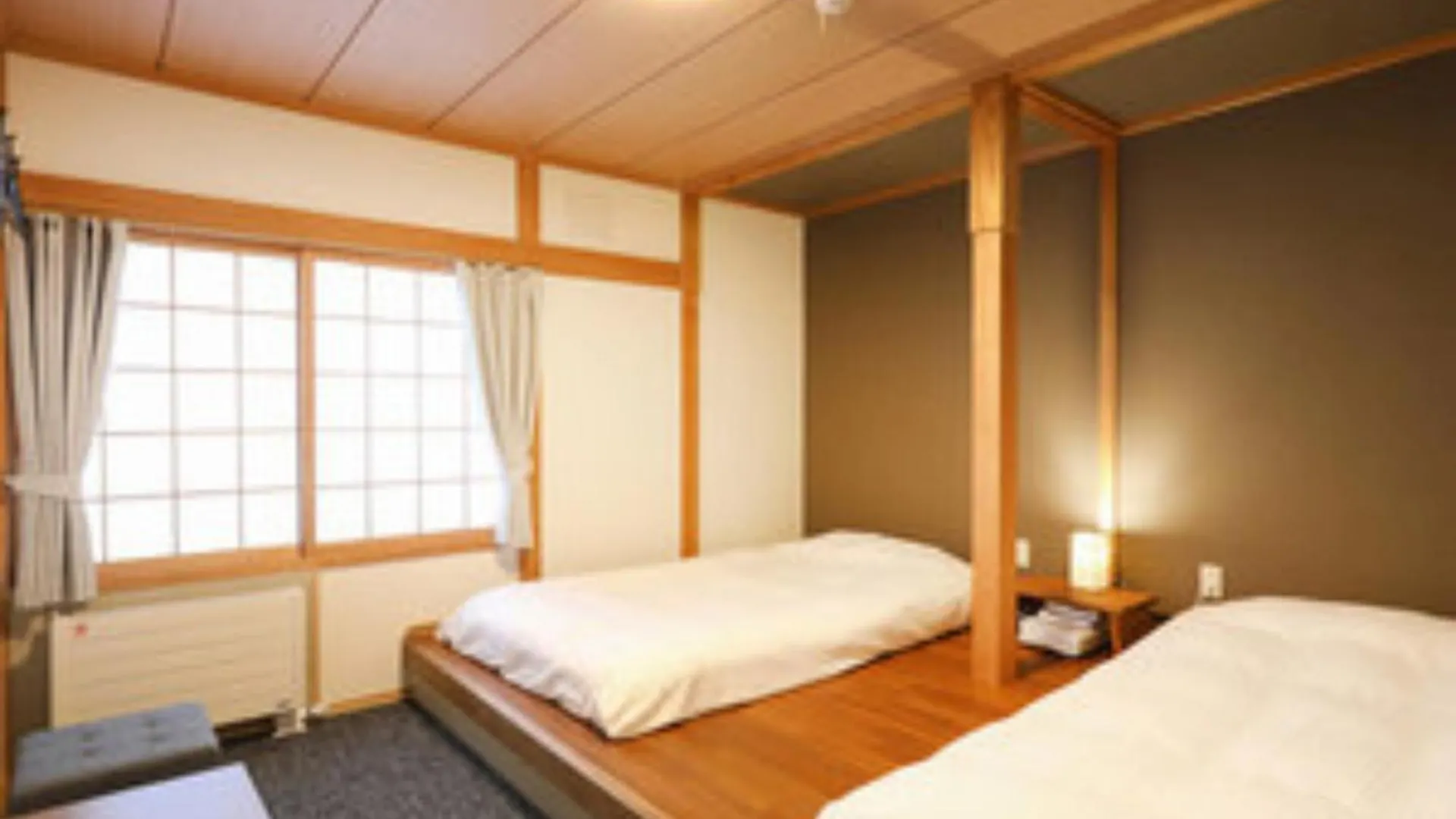 Ronenai Base - Vacation Stay 87889V Higashikagura 0*,  Япония